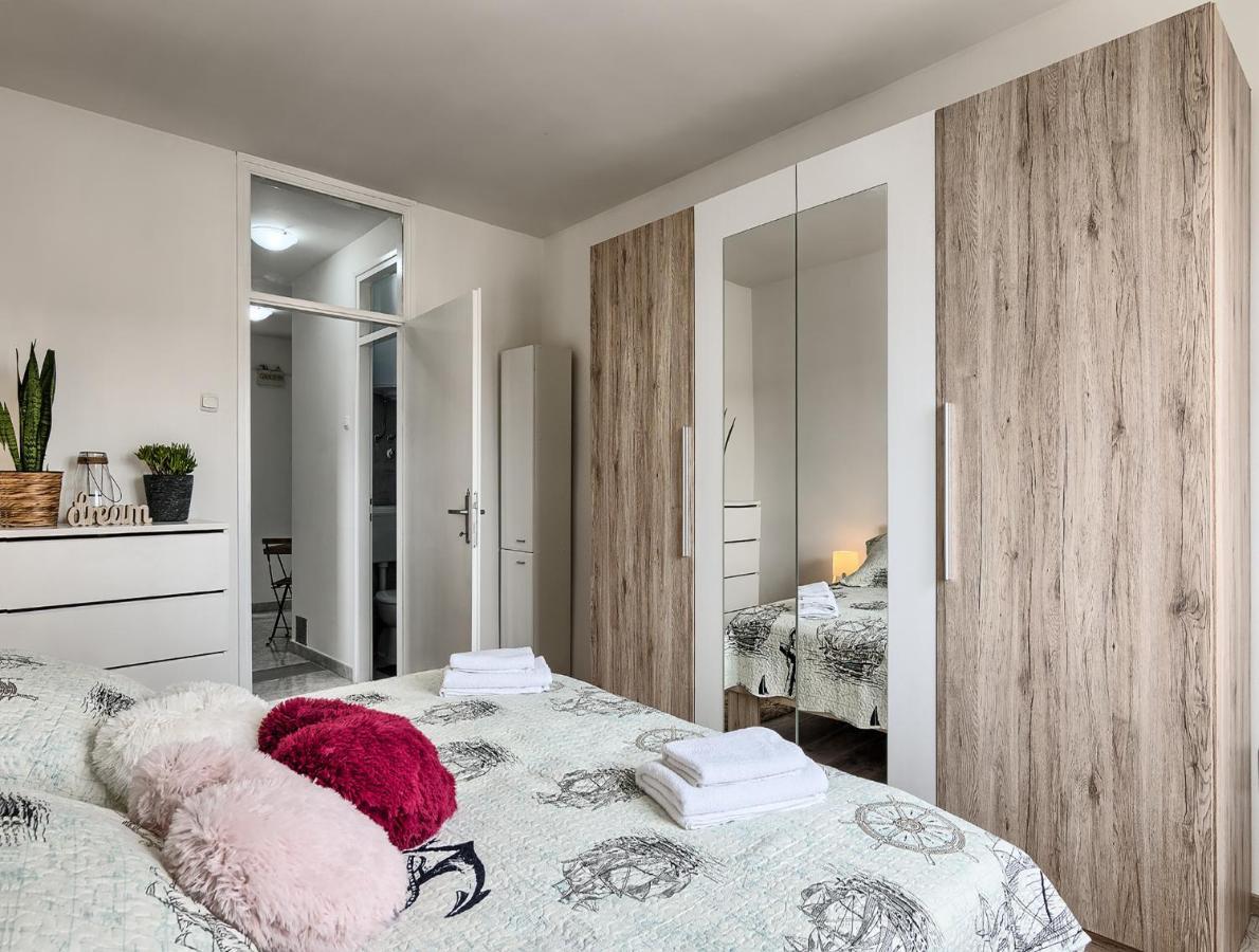 Apartment Joelle بولا المظهر الخارجي الصورة